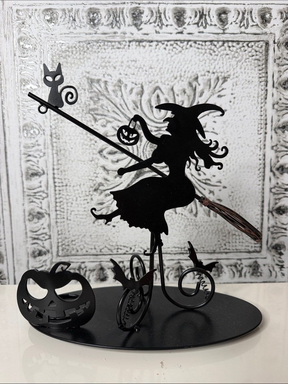 Halloween Witch & Cat Metal Tabletop Decoration - Black Yankee Candle